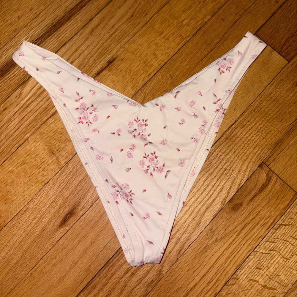 Frankies Bikinis Enzo Bottom Sweet Rose Print